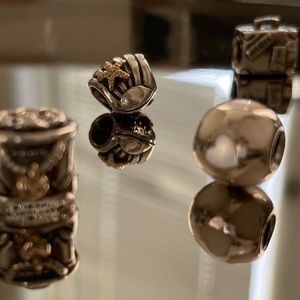 VINTAGE PANDORA COLLECTORS CHARMS